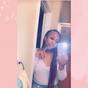 Meet your Posher, Briana